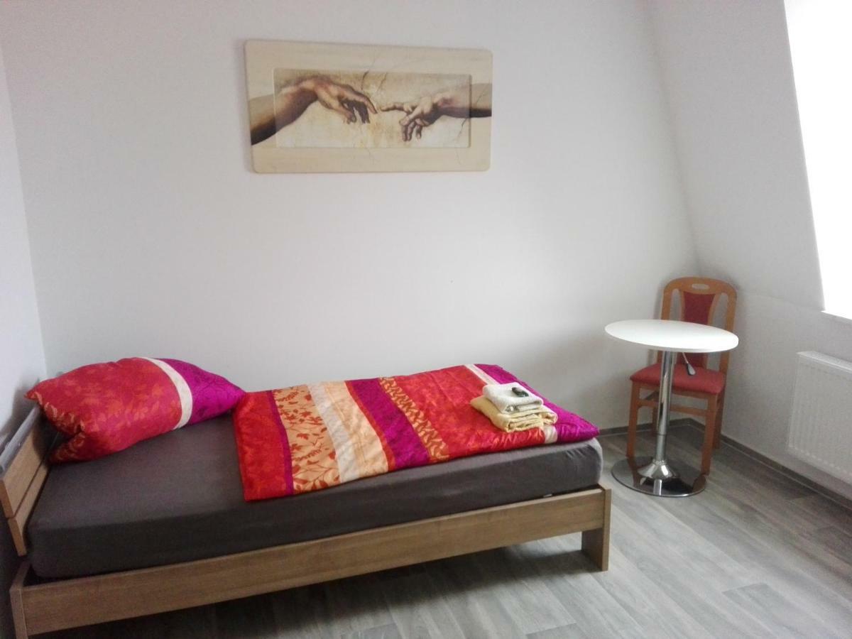 Pension Bernburg A² Extérieur photo